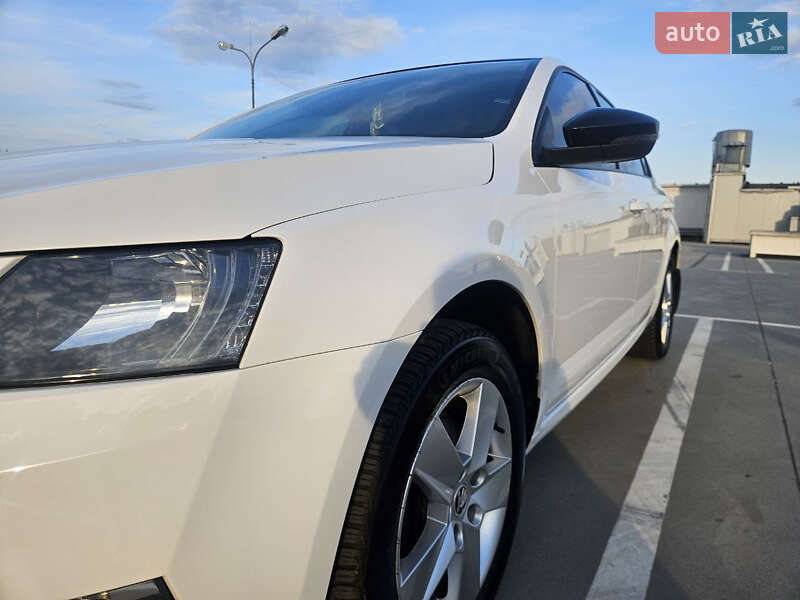 Лифтбек Skoda Octavia 2019 в Киеве