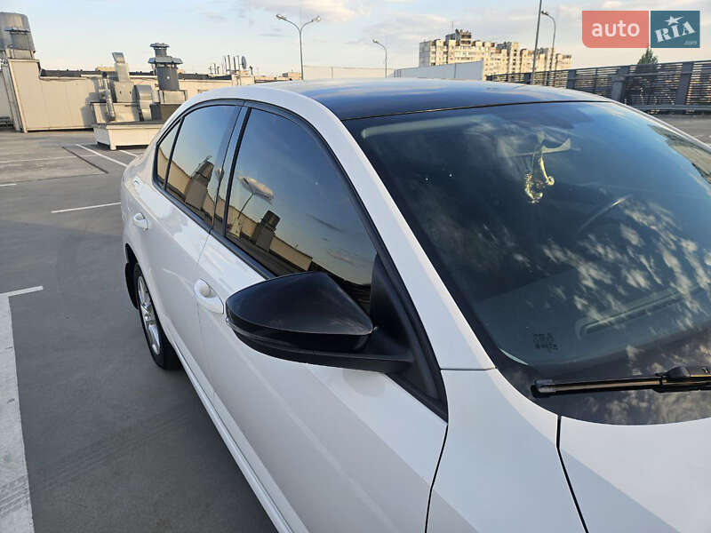 Лифтбек Skoda Octavia 2019 в Киеве