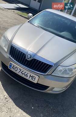 Лифтбек Skoda Octavia 2010 в 