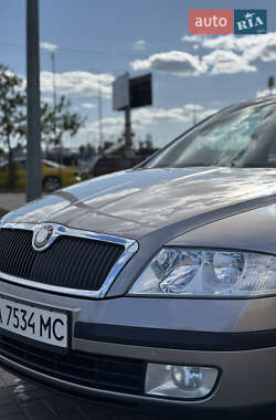 Лифтбек Skoda Octavia 2008 в 