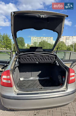 Лифтбек Skoda Octavia 2008 в 