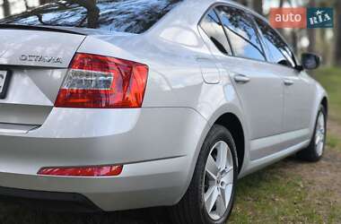 Лифтбек Skoda Octavia 2014 в 