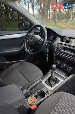 Лифтбек Skoda Octavia 2014 в 