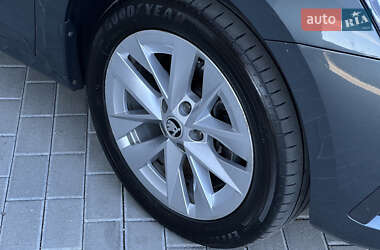 Лифтбек Skoda Octavia 2020 в 