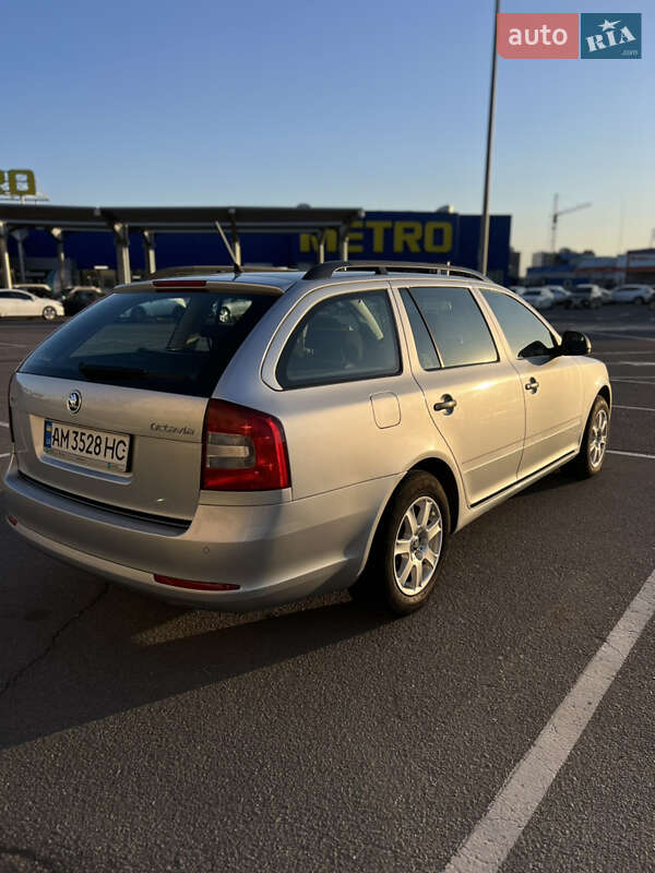 Универсал Skoda Octavia 2011 в Виннице