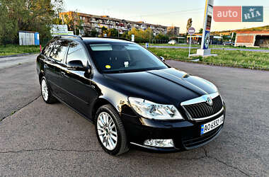 Універсал Skoda Octavia 2012 в 