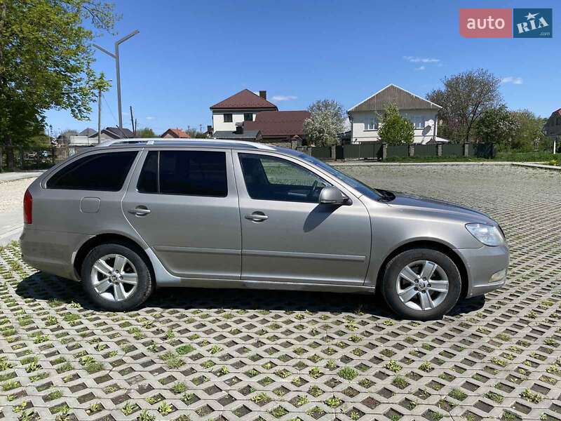 Універсал Skoda Octavia 2012 в Коломиї