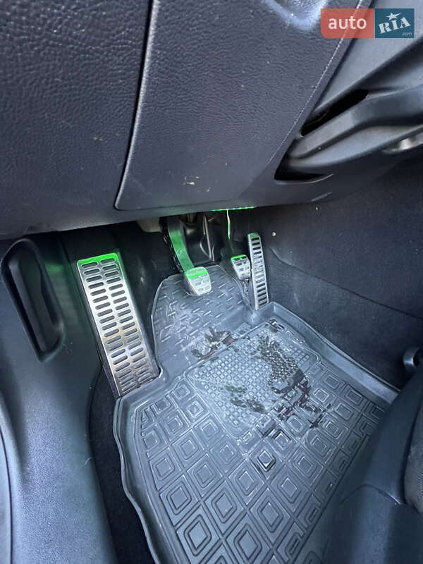 Лифтбек Skoda Octavia 2011 в Чемеровцах