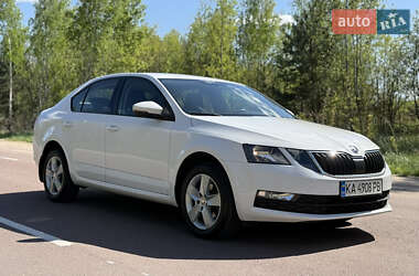 Ліфтбек Skoda Octavia 2018 в 