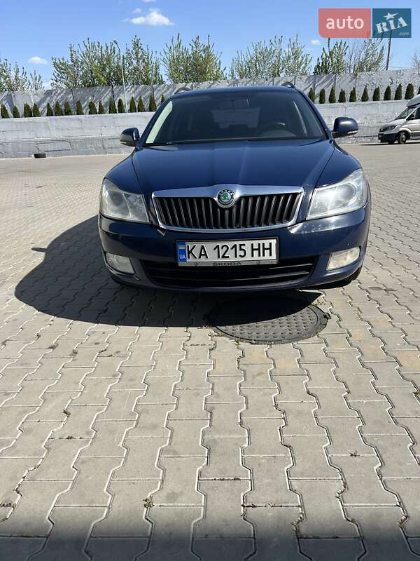 Универсал Skoda Octavia 2012 в 