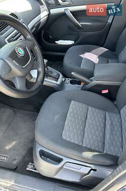Универсал Skoda Octavia 2012 в 