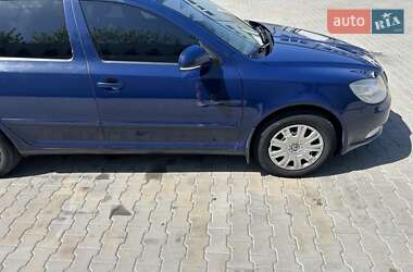 Универсал Skoda Octavia 2012 в 