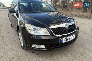 Універсал Skoda Octavia 2011 в 