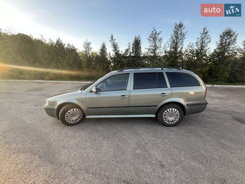 Універсал Skoda Octavia 2003 в Турійську