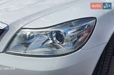 Ліфтбек Skoda Octavia 2012 в 