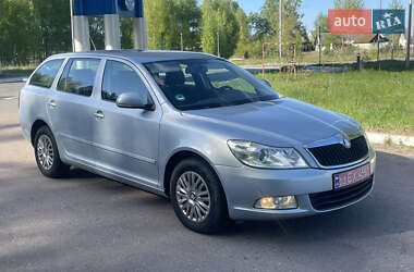 Универсал Skoda Octavia 2010 в Дубно