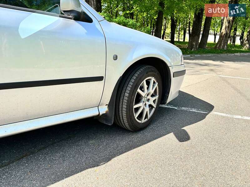 Лифтбек Skoda Octavia 2010 в Киеве фото 8 Лифтбек Skoda Octavia 2010 в Киеве