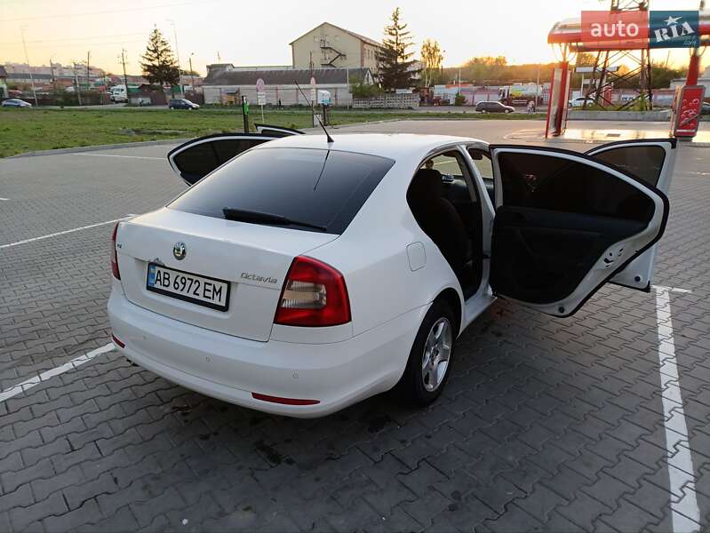 Лифтбек Skoda Octavia 2010 в Виннице