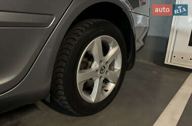 Лифтбек Skoda Octavia 2012 в 