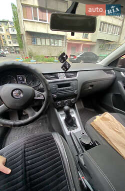 Лифтбек Skoda Octavia 2014 в 