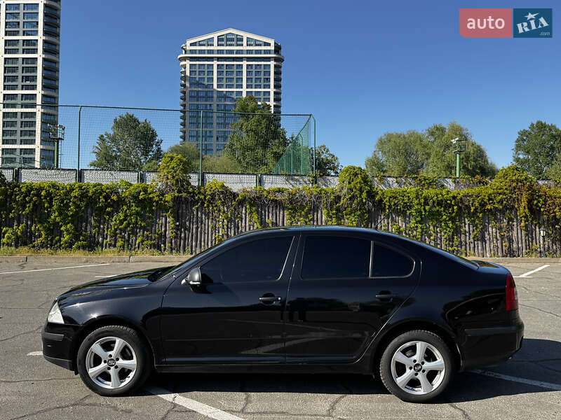 Лифтбек Skoda Octavia 2011 в Днепре