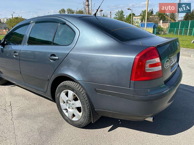 Лифтбек Skoda Octavia 2006 в Дрогобыче