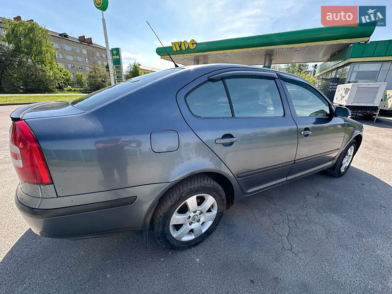 Лифтбек Skoda Octavia 2006 в Дрогобыче