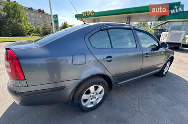 Лифтбек Skoda Octavia 2006 в 