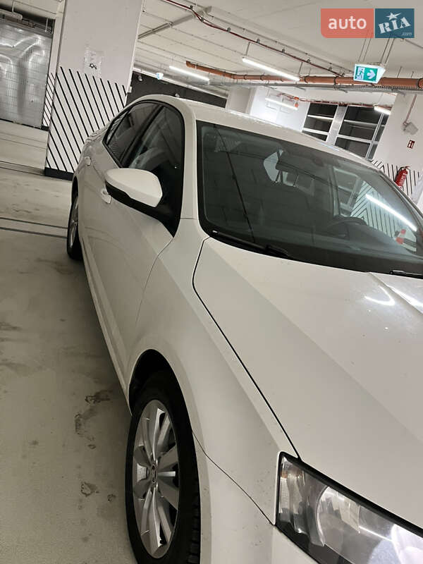 Лифтбек Skoda Octavia 2013 в Дрогобыче