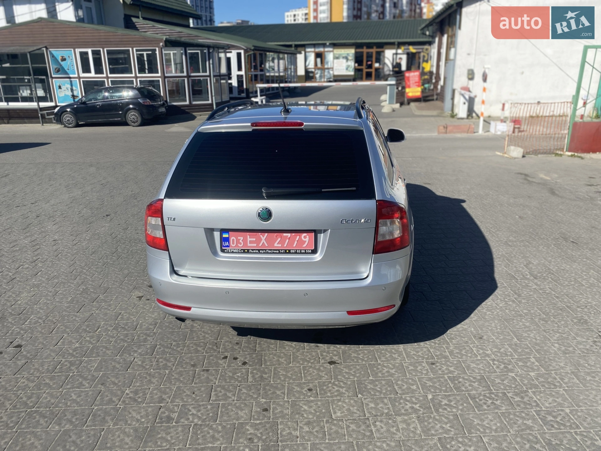 2011 Skoda Octavia - мініатюра 8