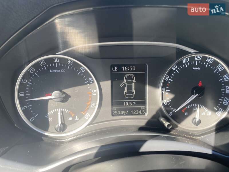 Универсал Skoda Octavia 2011 в Львове