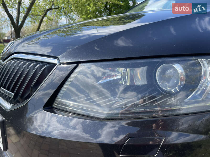 Универсал Skoda Octavia 2014 в Вишневом