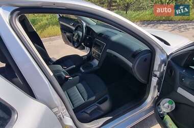 Ліфтбек Skoda Octavia 2012 в 