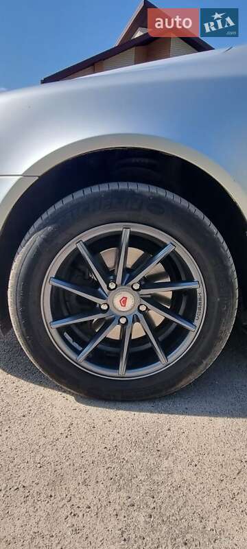 Лифтбек Skoda Octavia 2012 в Павлограде