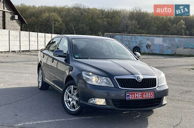 Лифтбек Skoda Octavia 2010 в 