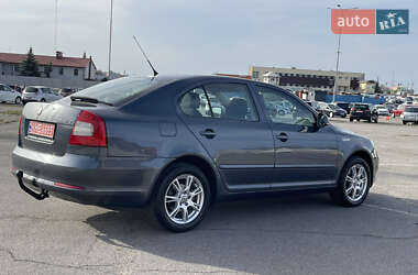Лифтбек Skoda Octavia 2010 в 