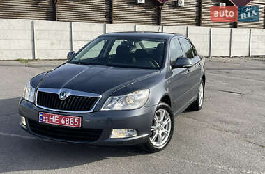 Лифтбек Skoda Octavia 2010 в 
