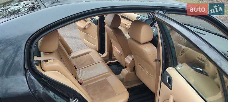 Лифтбек Skoda Octavia 1999 в 