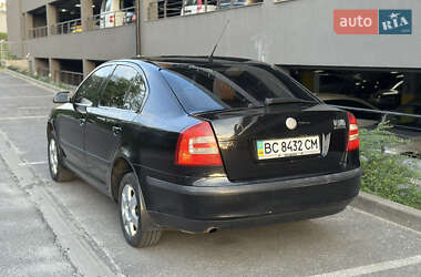 Лифтбек Skoda Octavia 2008 в 