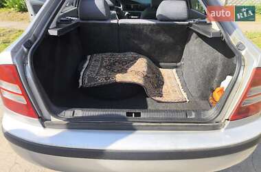 Ліфтбек Skoda Octavia 2002 в 