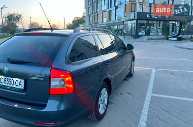 Універсал Skoda Octavia 2010 в 
