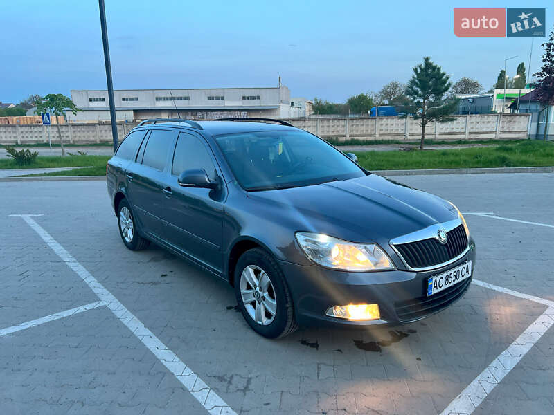Универсал Skoda Octavia 2010 в Луцке