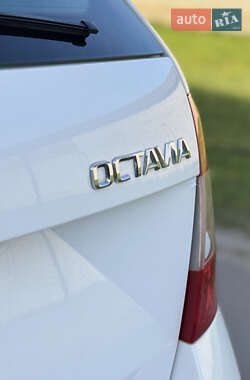 Універсал Skoda Octavia 2013 в 