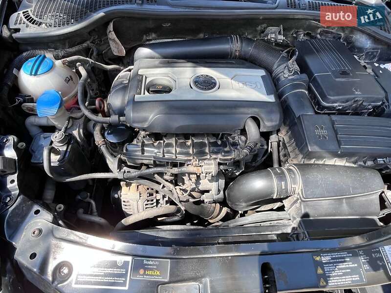 Ліфтбек Skoda Octavia 2009 в Сараті