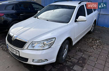 Универсал Skoda Octavia 2010 в 