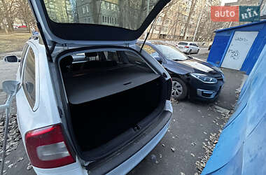 Универсал Skoda Octavia 2010 в 