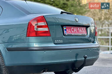 Лифтбек Skoda Octavia 2005 в 
