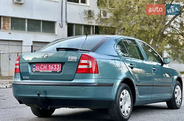 Лифтбек Skoda Octavia 2005 в 