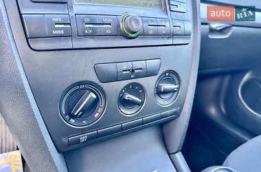 Лифтбек Skoda Octavia 2005 в 