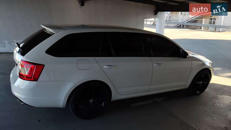 Універсал Skoda Octavia 2015 в Мукачевому